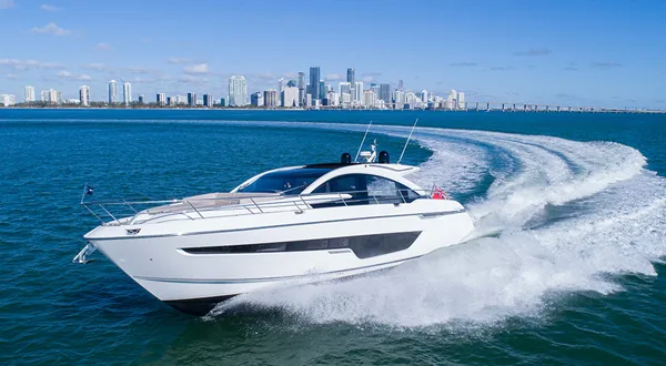 fairline-img