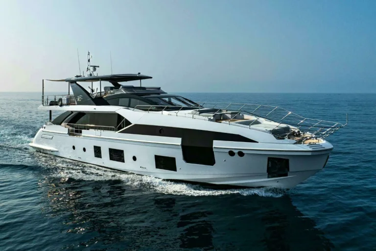 Azimut yacht cursing through the water